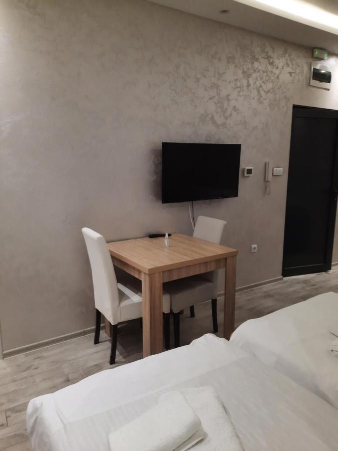 Dubai Apartmani Нови-Пазар Экстерьер фото