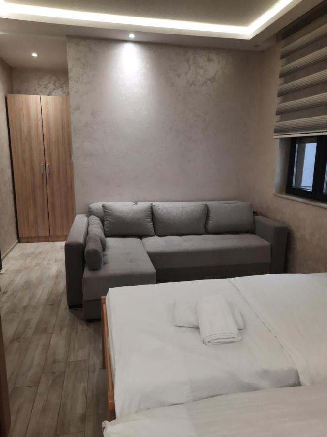 Dubai Apartmani Нови-Пазар Экстерьер фото