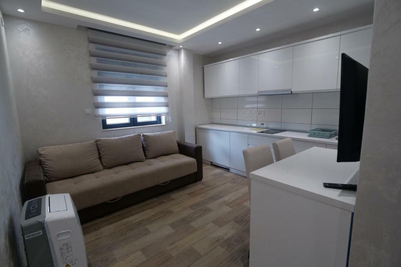 Dubai Apartmani Нови-Пазар Экстерьер фото